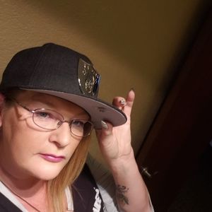 Meet your Posher, Leanna